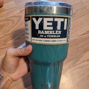 Brand New 30oz Yeti